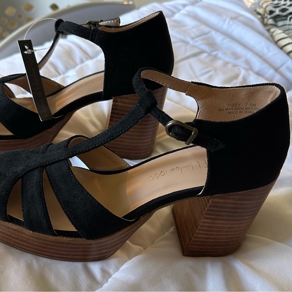 NWT House of Harlow • “Tizzy” Platform Mary Jane Black Suede Sandals - Picture 10 of 10